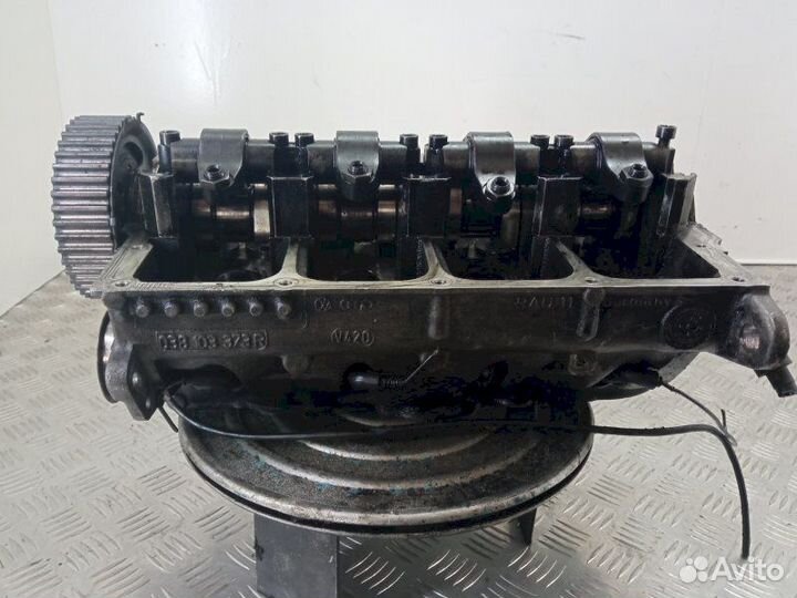 Головка блока ГБЦ 038103373R Volkswagen Passat 6