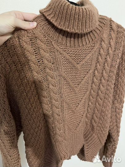 Свитер женский