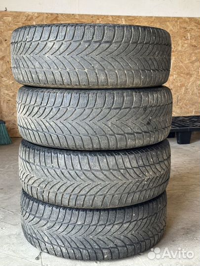 Goodyear UltraGrip Ice 2 205/55 R16