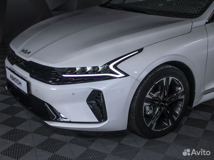 Kia K5, 2022