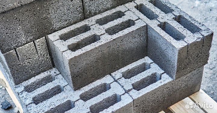 Блок 4 щелевой керамзитобетонный арт.495 код 84