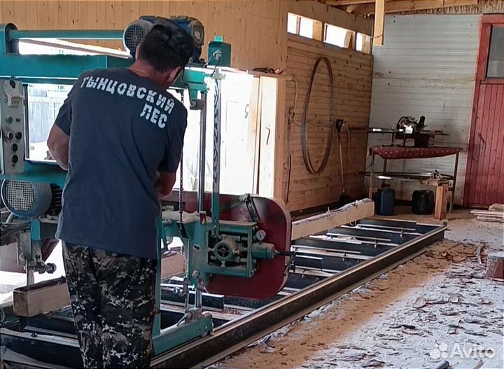 Помощник пилорамщика