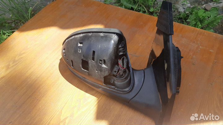 Правое зеркало бокового обзора Chevrolet Cruze