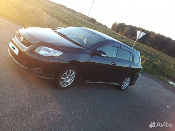 Toyota Corolla Fielder 1.5 CVT, 2011, 180 000 км