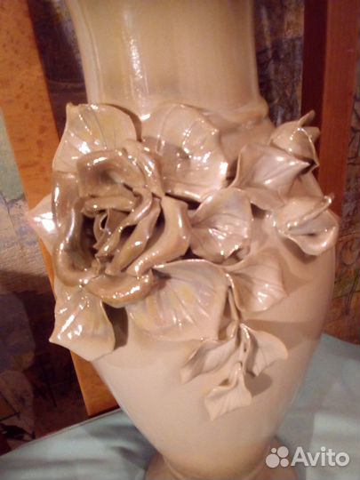 Ваза СССР в идеале.Ручна роспись,лепнина,советская