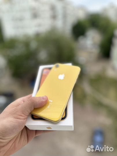 iPhone Xr, 64 ГБ