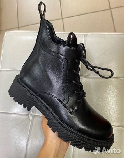 Ботинки женские
