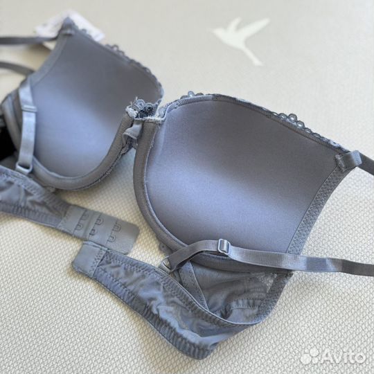 Бюстгальтер пуш ап hm, 75B