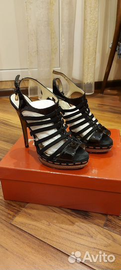 Босоножки женские 37 размер