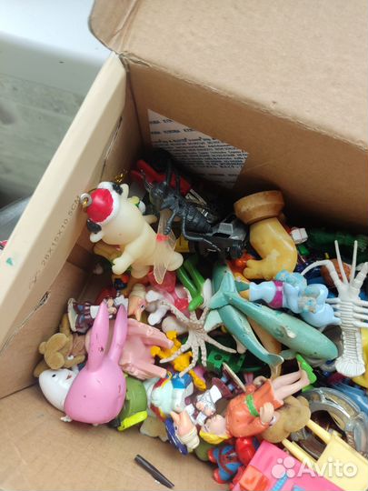 Детские мелкие игрушки из киндеров