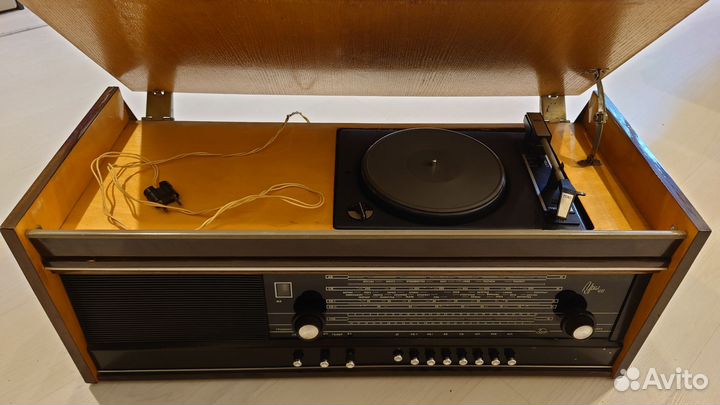 Радиола урал 111