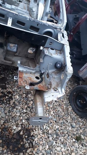 Передняя левая четверть,лонжерон Шевроле Авео Т250