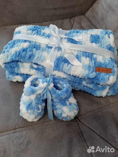 Плед детский плюшевый и пинетки