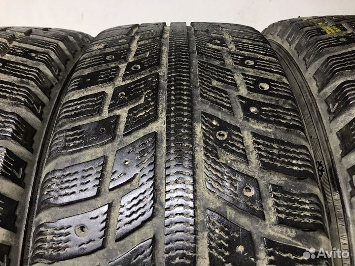 Kumho I'Zen KW22 215/55 R16