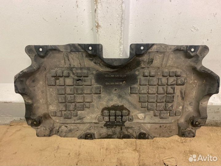 Защита двигателя Mercedes-Benz C-Class S205