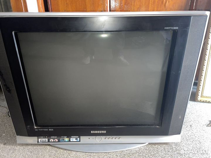 Телевизор samsung