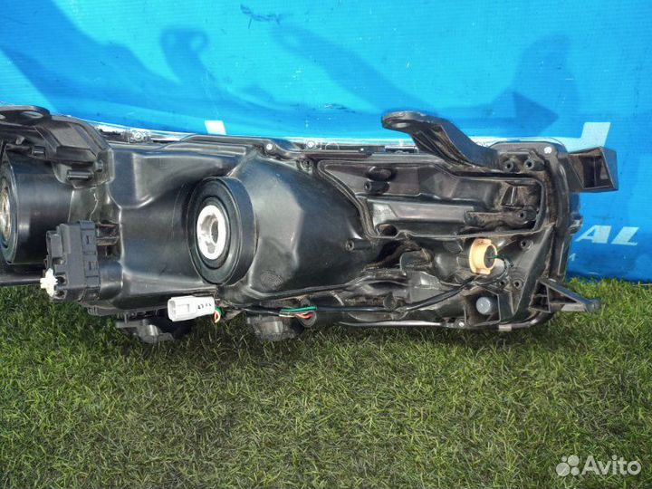 Фара левая Toyota Corolla E18