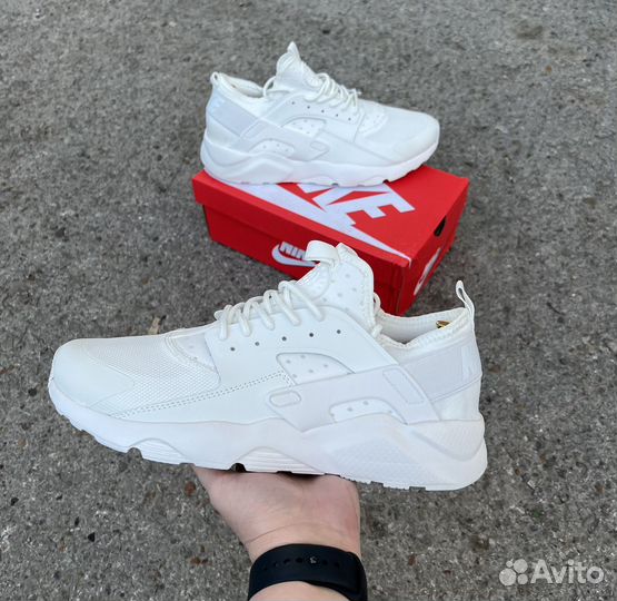 Nike air huarache р.43 новые