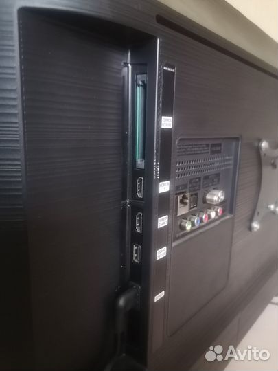 Телевизор SMART tv 32 бу