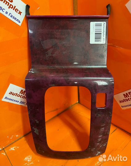 Консоль кпп Toyota Mark II GX110, 1004371