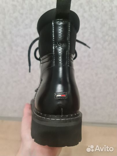 Ботинки Tommy Hilfiger 41-42(Portugal )