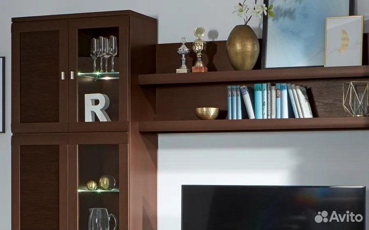 Стенка в гостиную