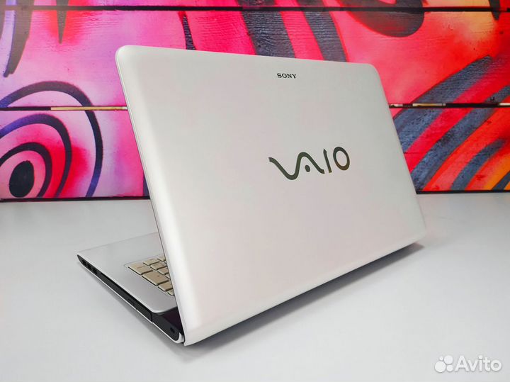 Ноутбук Sony Vaio 17.3