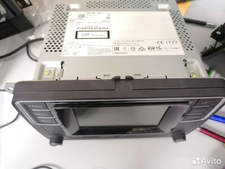 Штатная магнитола на volkswagen tiguan