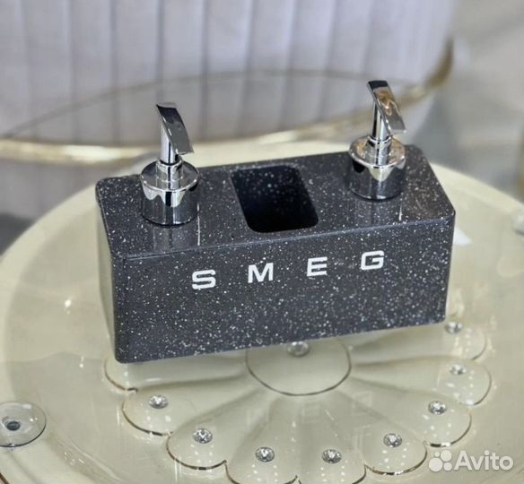 Диспенсер Smeg