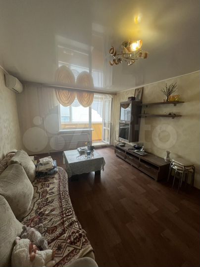 2-к. квартира, 50 м², 3/9 эт.