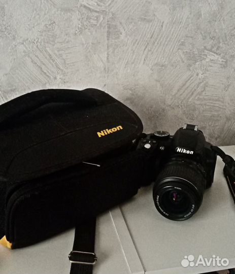 Зеркальный фотоаппарат Nikon D3100 Kit