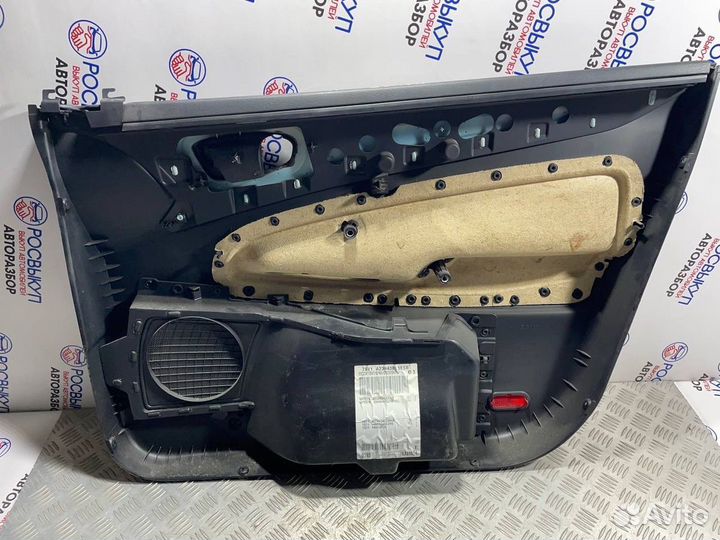 Обшивка двери Ford Mondeo