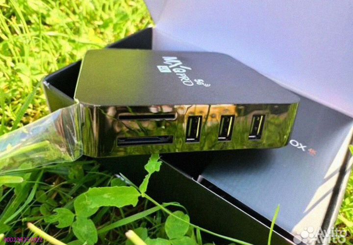 Приставка 8+128: смотрите 1000 тв каналов легко