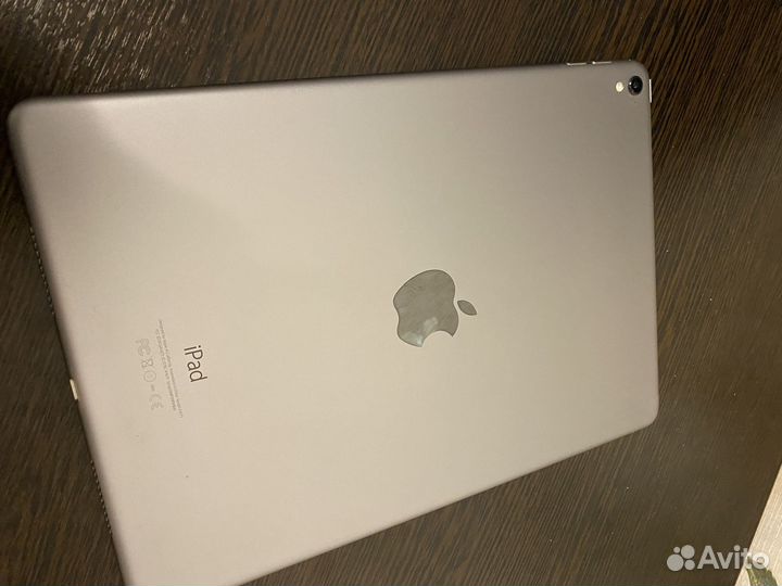 iPad pro 9.7