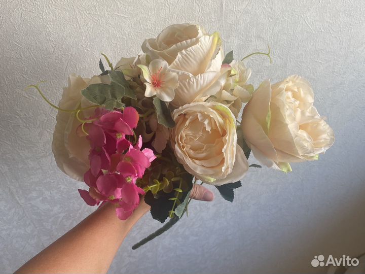 Цветы пионы, розы искусственные