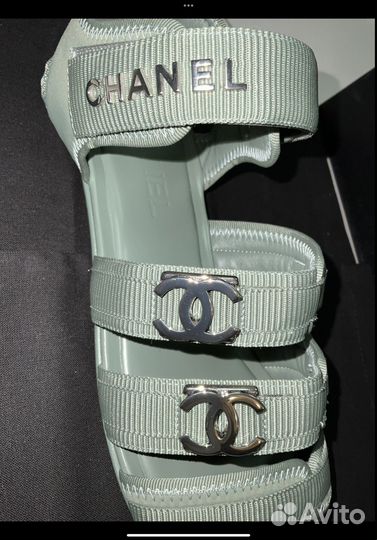 Босоножки Chanel салатовые