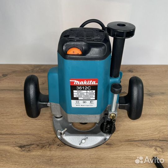 Фрезер makita 3612c