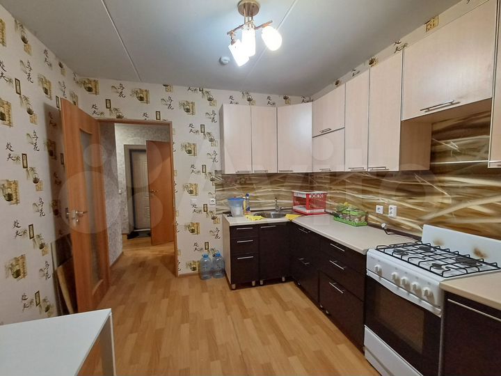 2-к. квартира, 55 м², 6/9 эт.