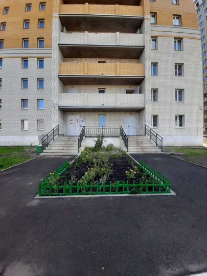 3-к. квартира, 66 м², 1/14 эт.