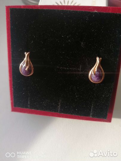 Серебряные серьги с чароитом