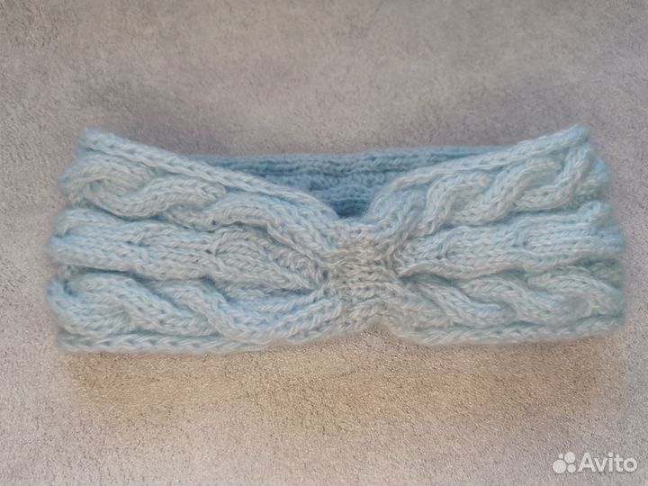 Повязка на голову вязаная