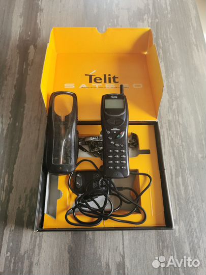 Спутниковый телефон telit sat 550