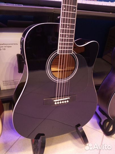 Martinez FAW-702CEQ B гитара электроакустическая