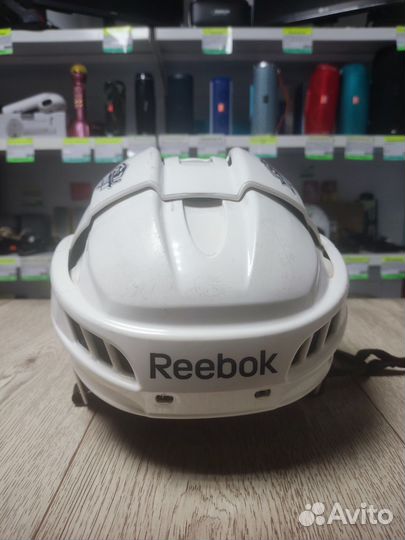 Хоккейный шлем