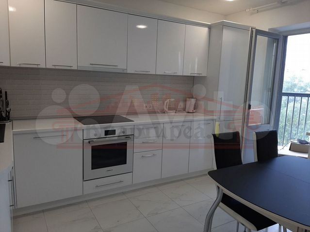 2-к. квартира, 70 м², 7/19 эт.