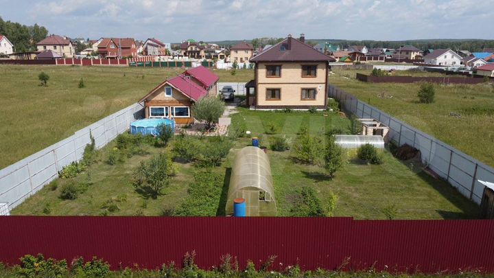 Дом 179,2 м² на участке 15 сот.