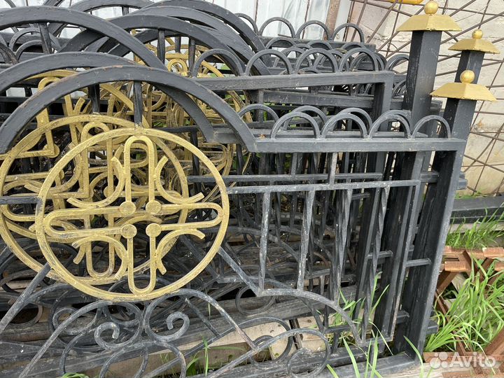 Металлическая оградка