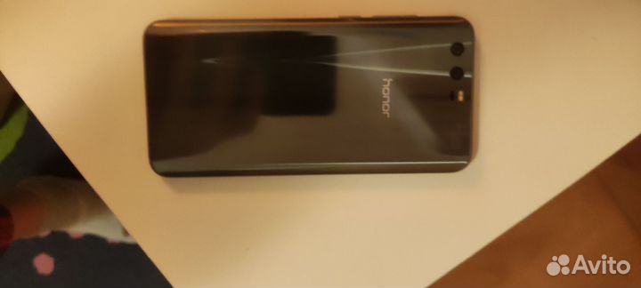 HONOR 9, 4/64 ГБ