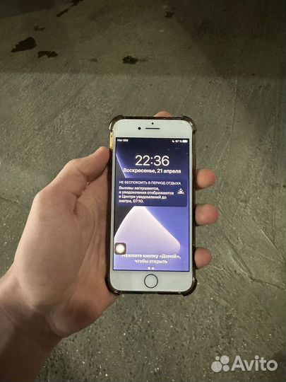 iPhone 8, 64 ГБ