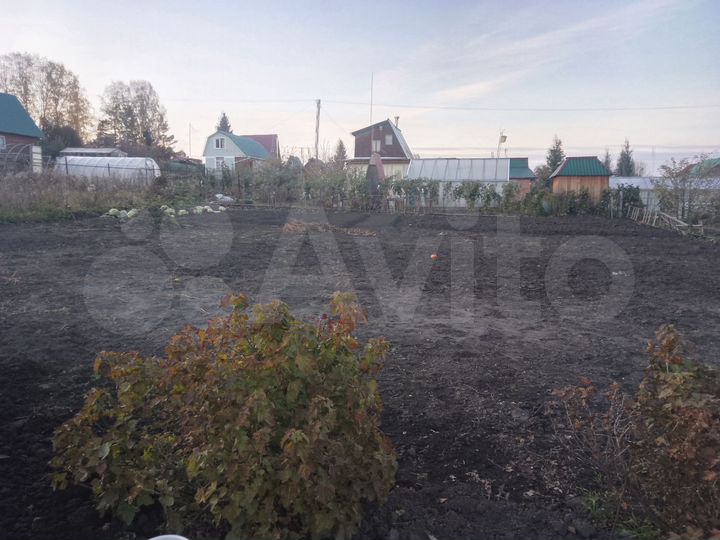 Дача 30 м² на участке 10 сот.